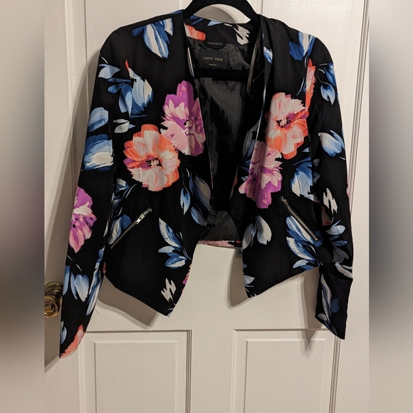 Love Tree Floral Blazer - Picture 7 of 7